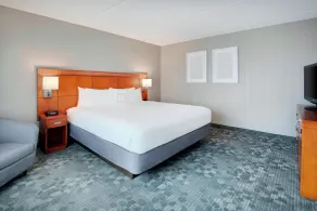 Courtyard by Marriott Savannah Midtown - Chambre