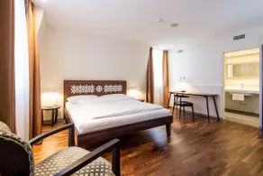 Hotel Schweizerhof Basel - Room