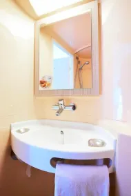 Hôtel Première Classe Lyon Ouest Tassin-la-demi-Lune - Salle de bain