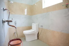 Crown Furnished Apartments Bhopal - Bathroom