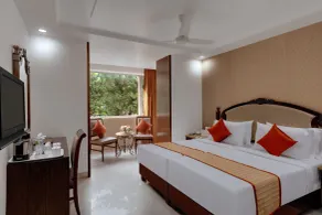 Hotel Suba Palace Near Gateway of India - Room