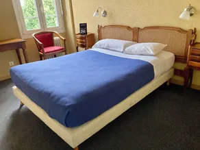 Hôtel De Champagne - Room