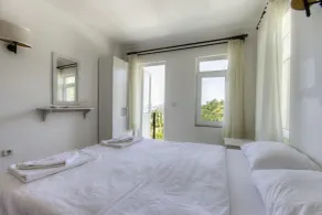 Hideaway - Room