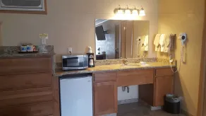 Bristlecone Motel - Room
