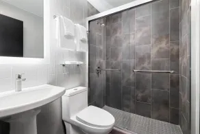 GLō Best Western Bronx NYC - Bad