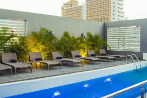 Onomo Hotel Dar es Salaam - Pool