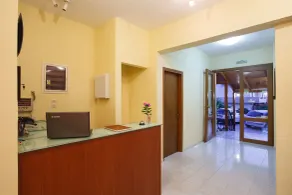 Babis Hotel - Receção