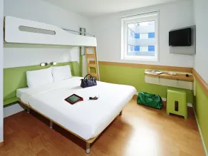 IBIS Budget Pontivy - Room