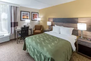 Quality Inn & Suites Plattsburgh - Chambre
