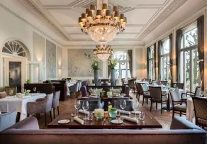 Louis C Jacob, Hamburg, Autograph Collection - Restaurant