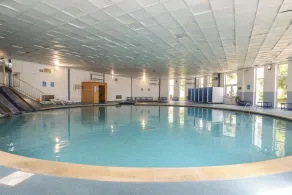 37 Tamar - Pool