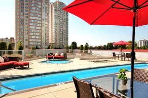 Hilton Vancouver Metrotown - Piscine