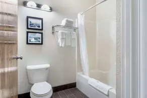 Comfort Inn & Suites La Grange - Louisville Area - Room