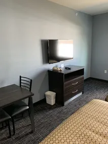 Scottish Inns and Suites Scarsdale - Room
