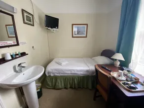 Pickwicks Guest House - Habitación