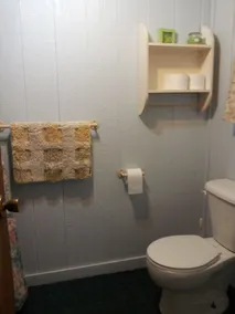 Black Lake Cabins - Bathroom