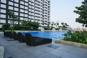 Cozy Stay And Spacious Studio At West Vista Apartment - Pool
