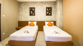 B2 Santitham (Wat Jed Yod) Boutique & Budget Hotel - Chambre