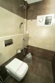 ADDRESS7 Hotel Kalamassery - Bathroom