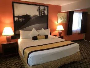 Super 8 by Wyndham Ontario - Chambre