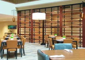 Embassy Suites by Hilton Portland Tigard - Restaurant