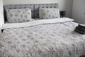 The Grey Mansion - Room