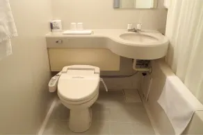 Hotel Rumieru Hyuga - Bathroom