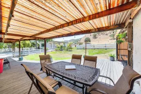 Fenced Yard & Outdoor Bar: Hillside Paicines Home! - Innvendig
