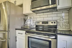 4 Mi to University of Delaware: Cozy Couple's Apt - Innvendig