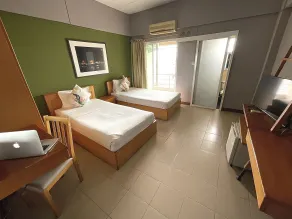 Plai And Herbs Suvarnabhumi Airport - Room