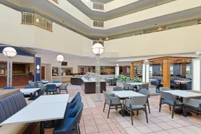 Embassy Suites by Hilton Tampa USF Near Busch Gardens - Restaurant