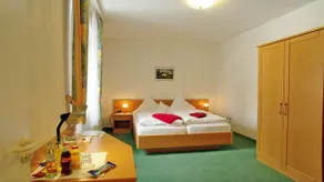 Land-gut-Hotel Räuber Lippoldskrug - Camera