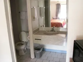Inn of Knoxville - Baño