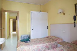Hostal Alhambra Tarragona - Zimmer