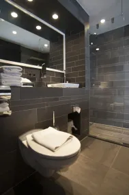 Hotel Trash Deluxe - Salle de bain