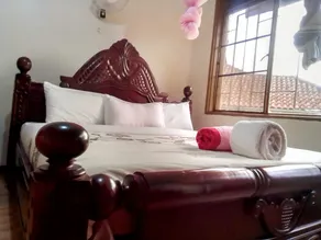DISCOVERY COURTS HOTEL - Room
