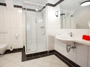 DORMERO Hotel Worms - Bathroom