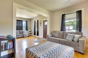 Rural Hixton Vacation Home: Gas Grill & Porch! - Innenbereich