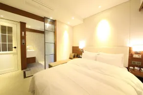Brooks Hotel Tongyeong - Room