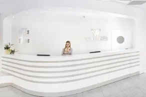 White Line Boutique Hotel - Resepsjon