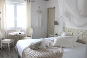Les 4 Saisons - Room