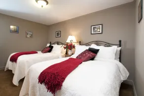 Inn By The Bay - Quarto