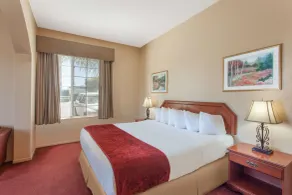 Ramada by Wyndham Fresno Northwest - Chambre
