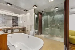 Montreux Rotana Villa - Baño