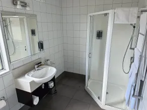 Arena Lodge - Bathroom