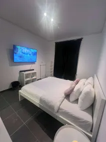La suite 7 Sauna et jacuzi - Zimmer