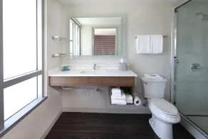 Holiday Inn Express Hotel & Suites Fisherman's Wharf by IHG - Salle de bain