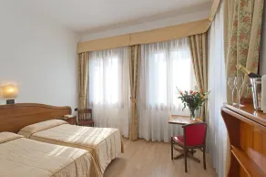 Hotel Cristallo - Zimmer