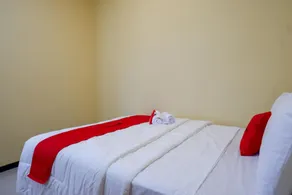 RedDoorz Syariah near Alun Alun Pati - Chambre