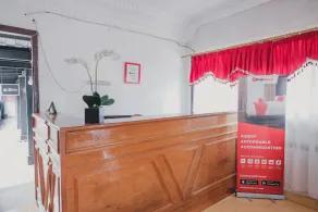 RedDoorz Syariah near Kebun Raya Liwa - Réception
